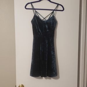 Velvet fitted dress